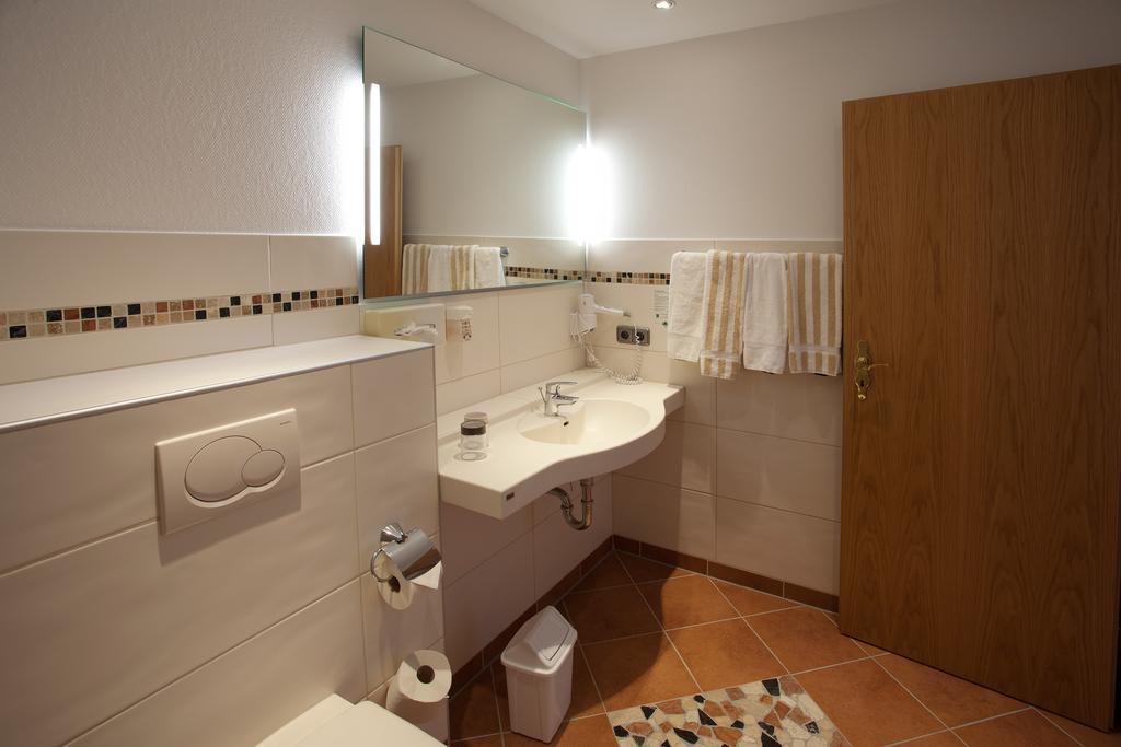 Landhotel Teuteberg Bad Arolsen Quarto foto